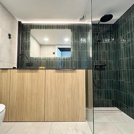 Rooftop Terrace Loft 15 Minute Walk To Zalgiris Arena קובנה