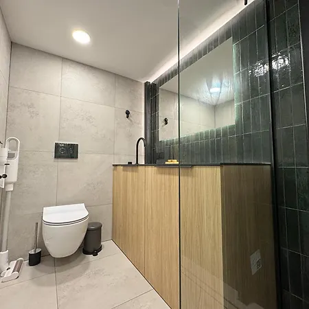 Rooftop Loft 15 Minute Walk To Zalgiris Arena With Ac Apartment Kaunas