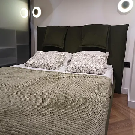 Rooftop Terrace Loft 15 Minute Walk To Zalgiris Arena
