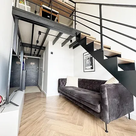 Rooftop Loft 15 Minute Walk To Zalgiris Arena With Ac Apartment Kaunas