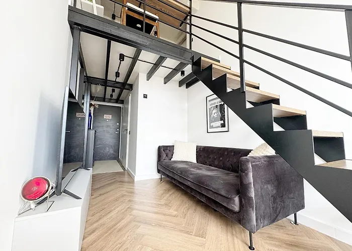 Rooftop Terrace Loft 15 Minute Walk To Zalgiris Arena Apartment Kaunas